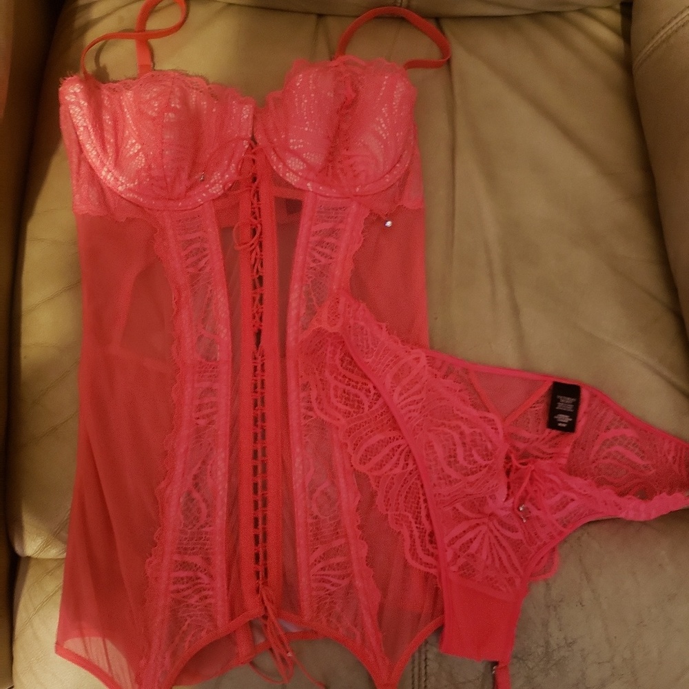 Victoria Secret angels lingerie teddy set. 34/M